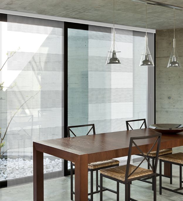 images/catalogue/stores_interieurs/paroi_japonaise/paroi_japonaise_-_salle_a_manger.jpg